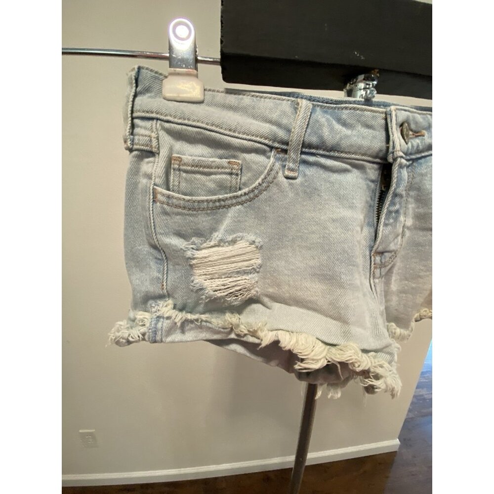 Hollister Women's Jr Size 1 Blue Shorts 28X2” Distressed Stretch Jean - Picture 2 of 10